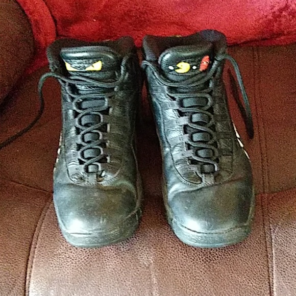 Shoes - Picture 4 of 4